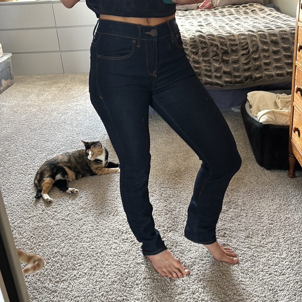Express Mia Mid Rise Jeans - Picture 2 of 4